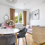 Deco Apartments-centrum Apartman Sopot
